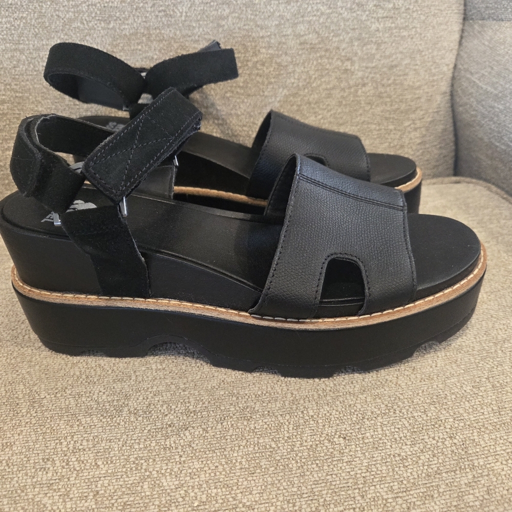 Sorel Joanie lV Black Sz 10 Leather Platform Wedge Sandals Adjustable Straps - Picture 5 of 13